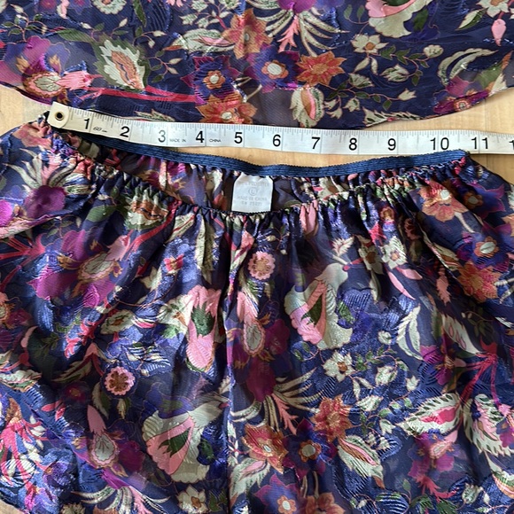Mystique Intimates shorts and top size small. Robe is one size. Vintage new NWT - Picture 5 of 12